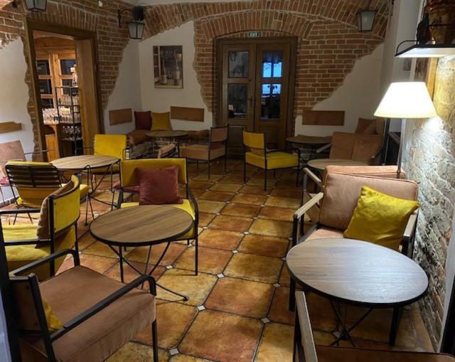 Hotel Via Ironia Vysoké Mýto Kültér fotó