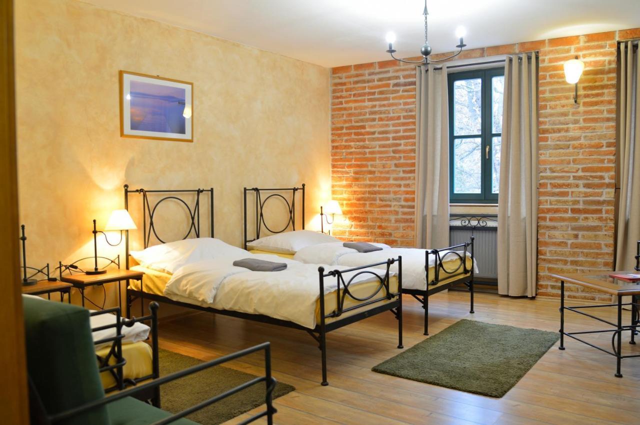 Hotel Via Ironia Vysoké Mýto Kültér fotó