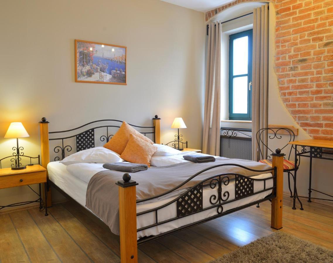 Hotel Via Ironia Vysoké Mýto Kültér fotó