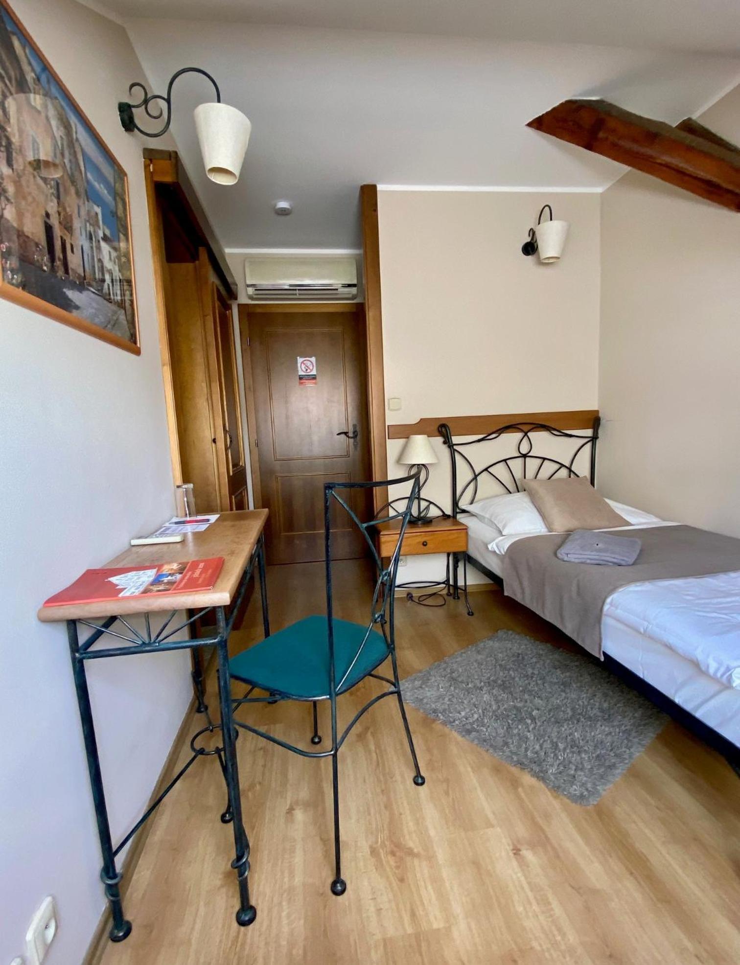 Hotel Via Ironia Vysoké Mýto Kültér fotó