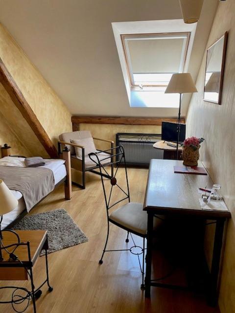 Hotel Via Ironia Vysoké Mýto Kültér fotó