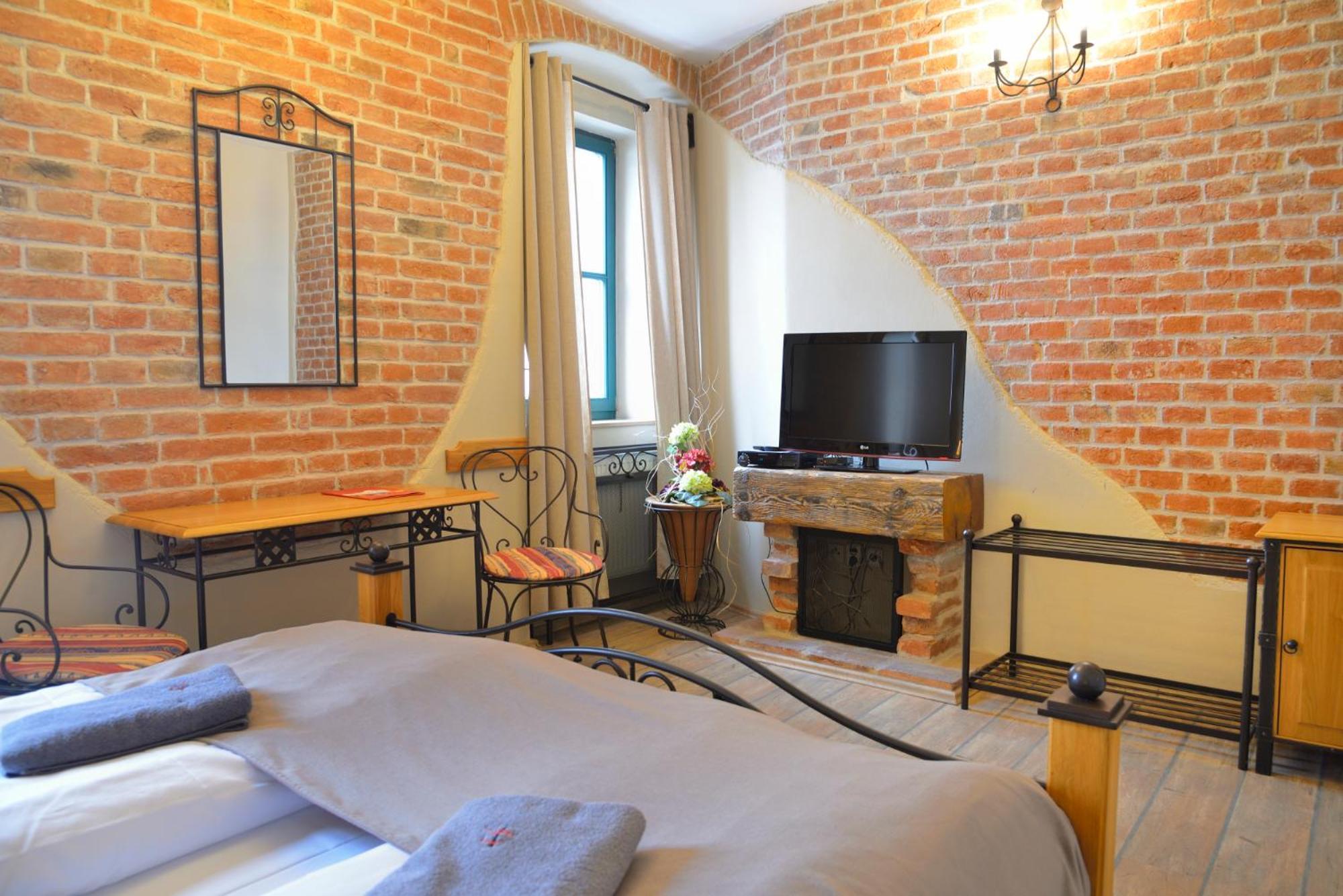 Hotel Via Ironia Vysoké Mýto Kültér fotó
