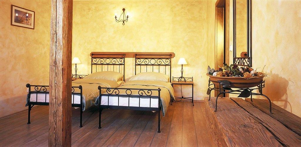 Hotel Via Ironia Vysoké Mýto Kültér fotó
